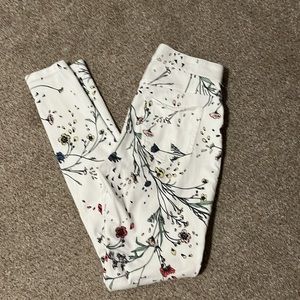 HUE size small white floral print jeggings